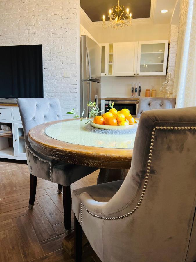 La Dolce Vita Luxury II Apartments With Best Free Private Parking In Center بولا المظهر الخارجي الصورة