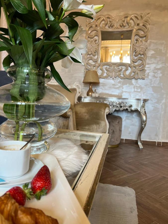 La Dolce Vita Luxury II Apartments With Best Free Private Parking In Center بولا المظهر الخارجي الصورة